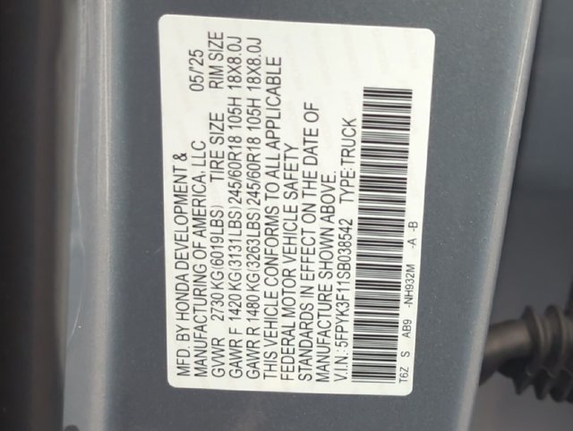 Certified Used 2025 Solar Silver Metallic Honda Sport image 31