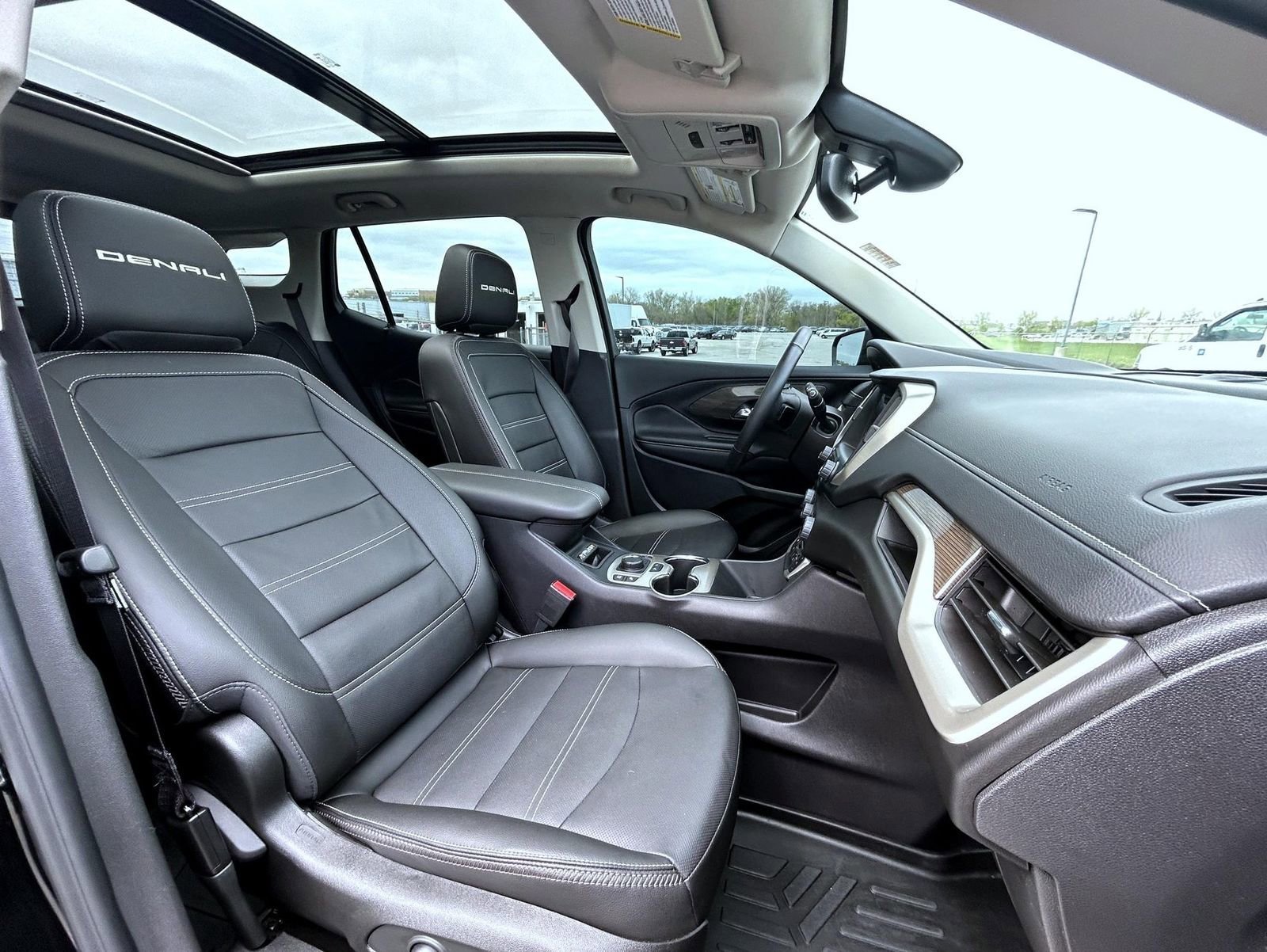 2024 GMC Terrain Denali - Photo 15