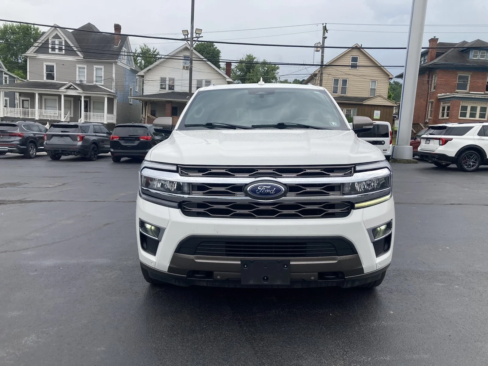 Used 2022 Star White Ford King Ranch image 2