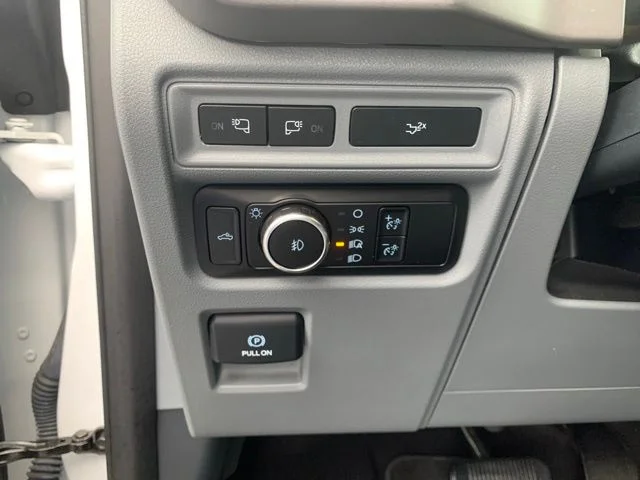Certified Used 2024 Oxford White Ford XLT image 25
