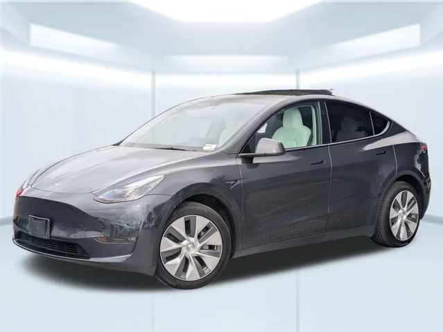 2024 Tesla Model Y Long Range