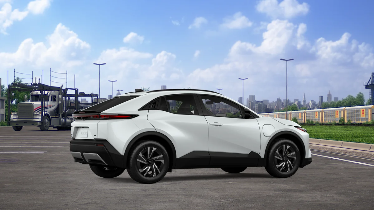 New 2026 Wind Chill Pearl Toyota SE image 11