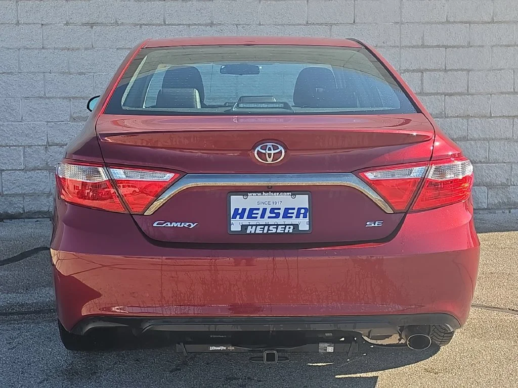 Used 2015 Red Toyota SE image 12