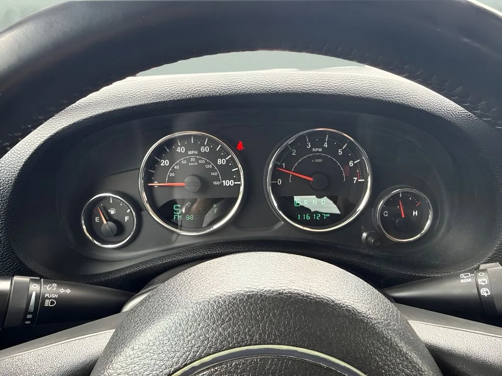 Used 2015 White Jeep Sport image 11