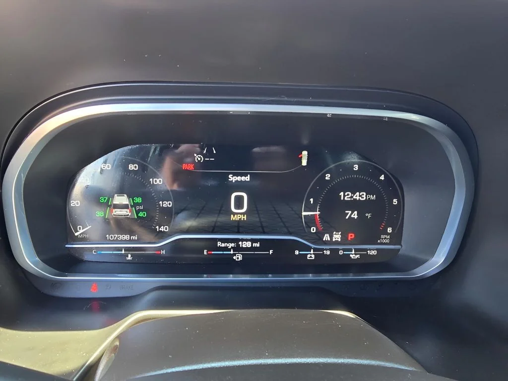 Used 2022 Summit White GMC SLE image 11