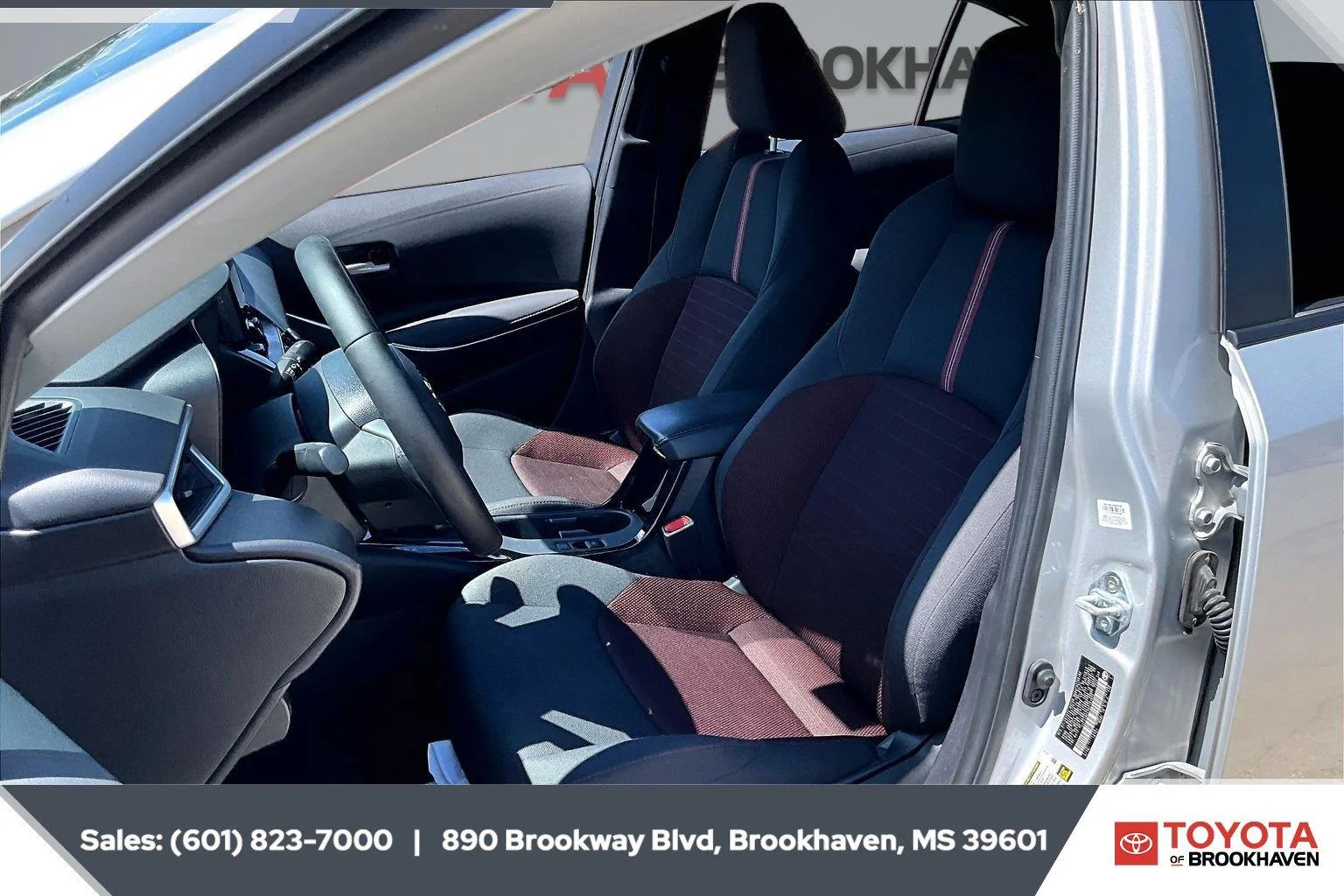 Used 2024 Classic Silver Metallic Toyota SE image 18