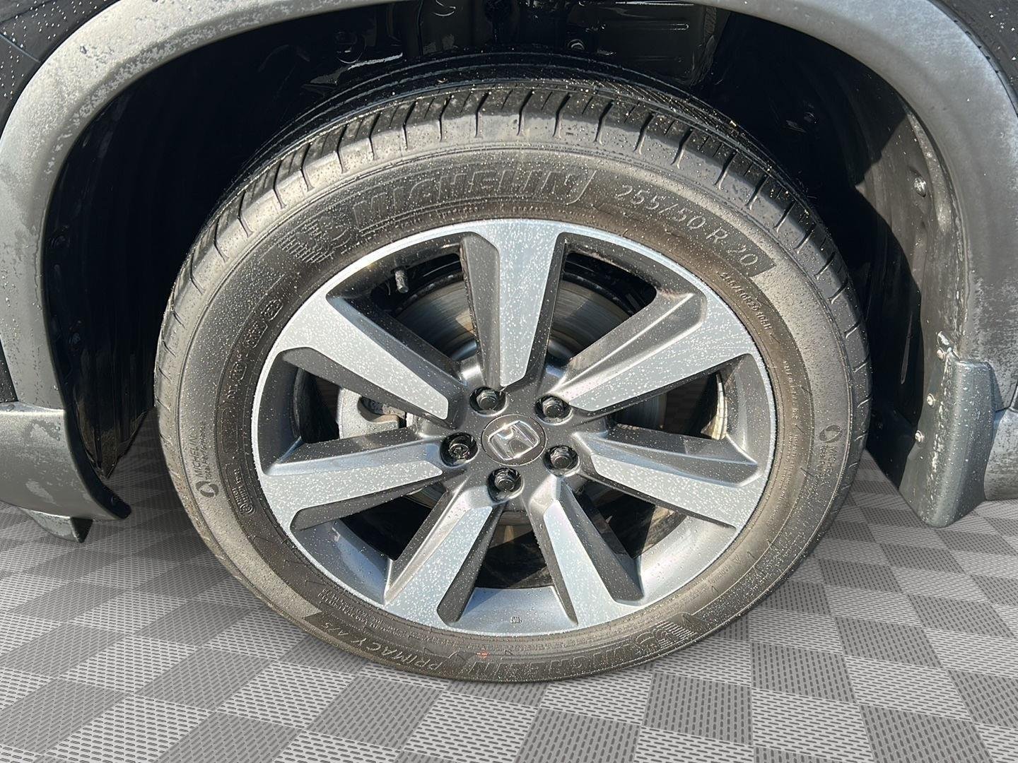 Certified 2023 Honda Pilot Touring with VIN 5FNYG2H76PB014279 for sale in Kansas City