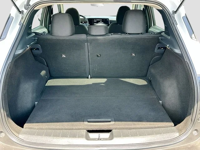 Used 2025 White Nissan SV image 23