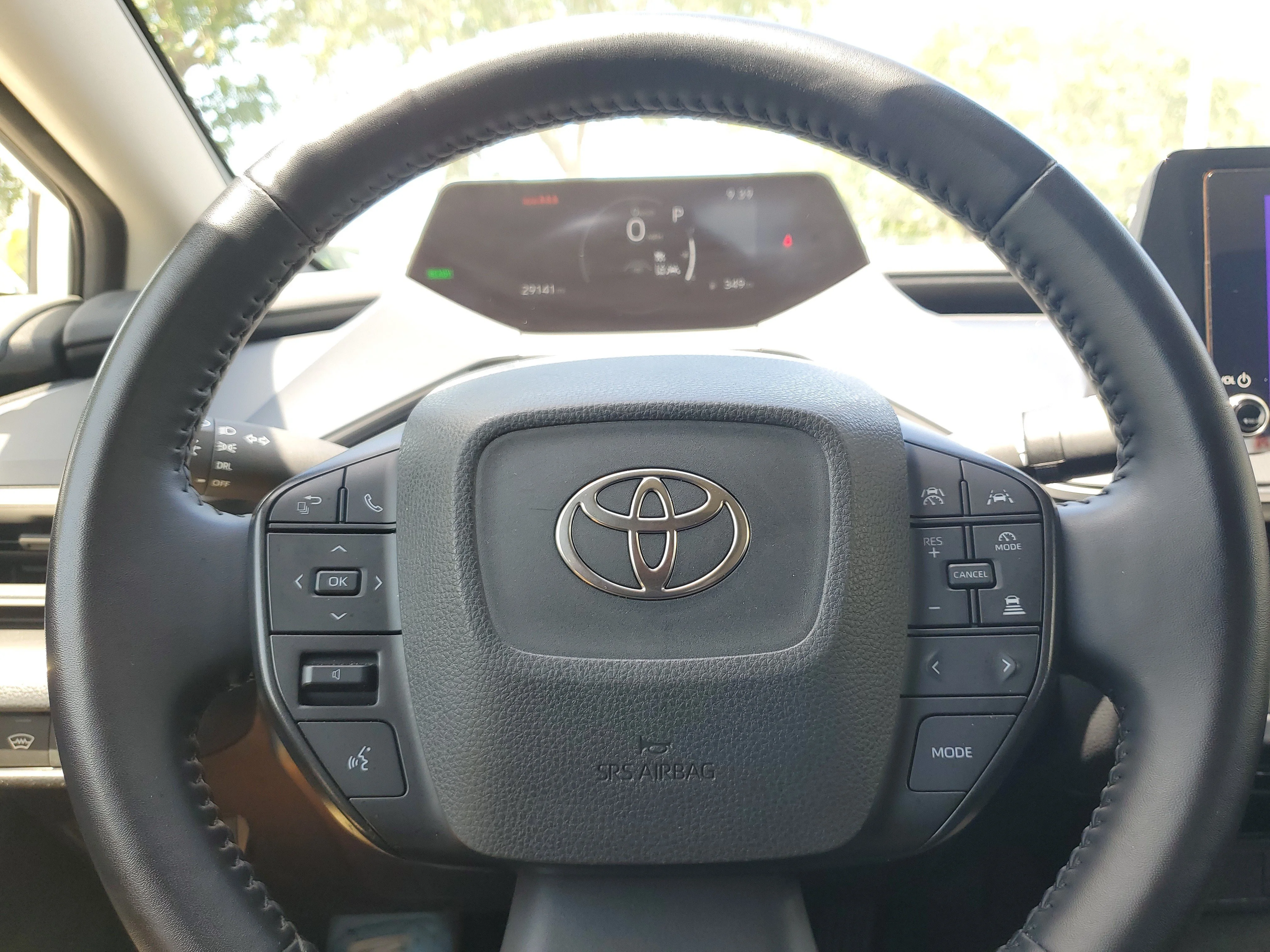 Certified Used 2024 Pearl Toyota LE image 22