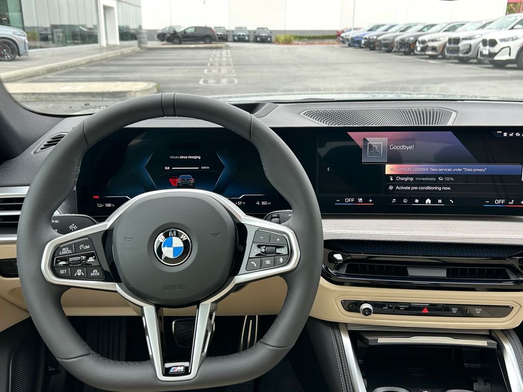 New 2026 Cape York Green Metallic BMW xDrive40 image 17