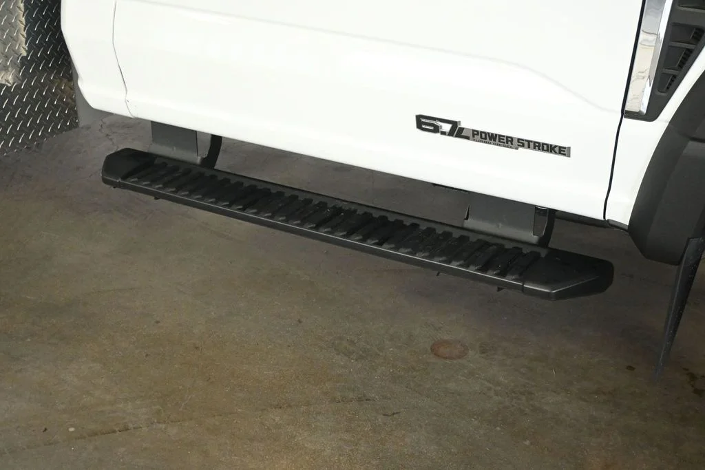New 2026 Oxford White Ford XL image 21