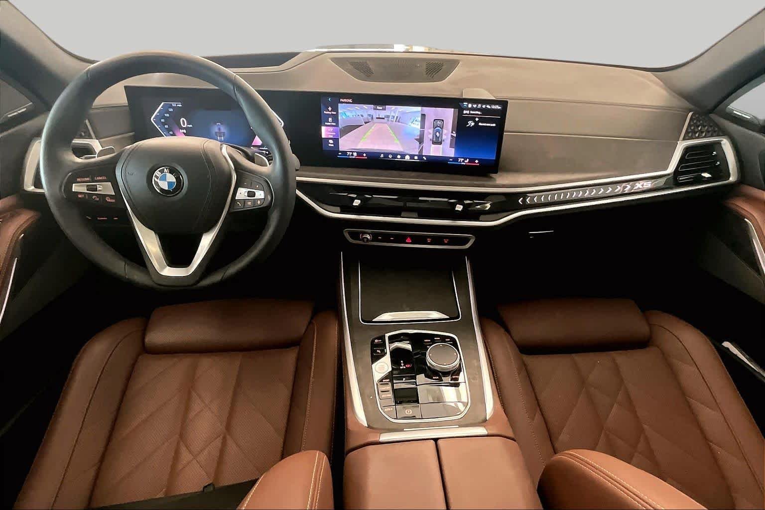 Used 2025 Manhattan Green Metallic BMW sDrive40i image 14