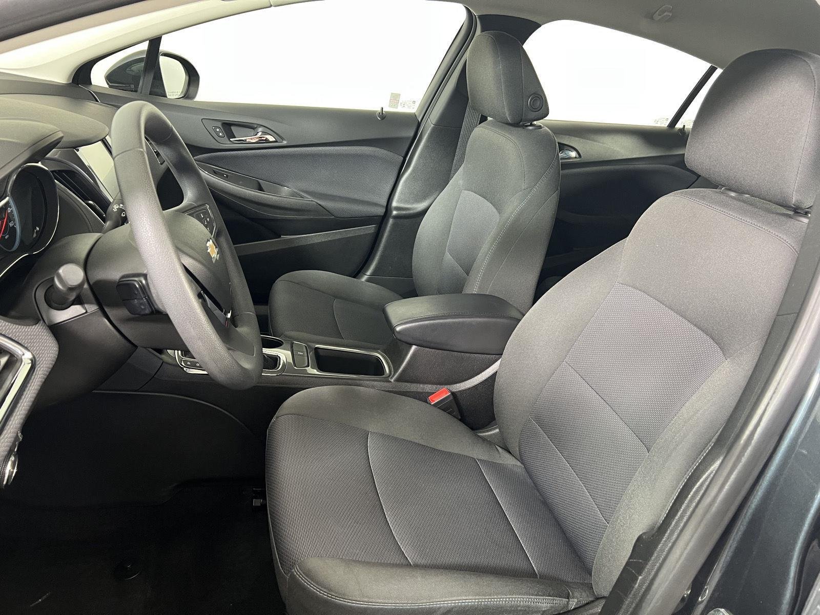 Used 2018 Graphite Metallic Chevrolet LT image 6