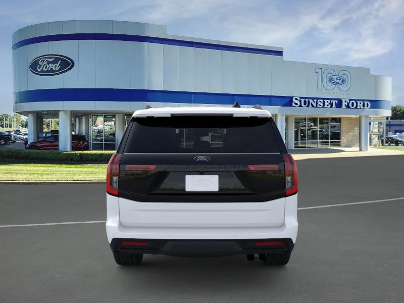 New 2026 Star White Metallic Tri-Coat Ford Tremor image 5