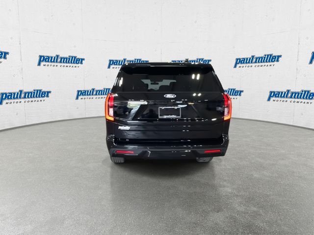 New 2027 Agate Black Metallic Ford Platinum image 10