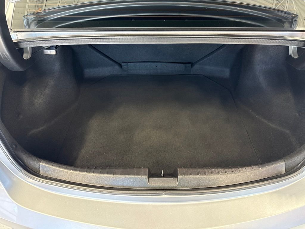 Used 2022  Acura Premium Package image 9