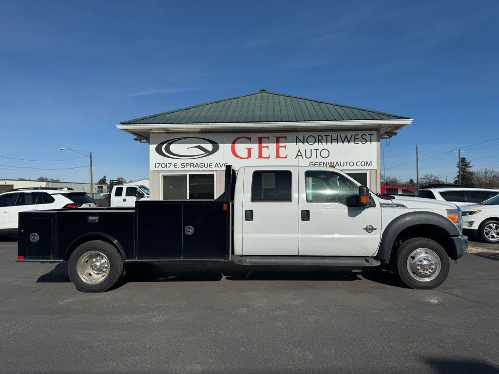 Used 2016 White Ford XLT image 2