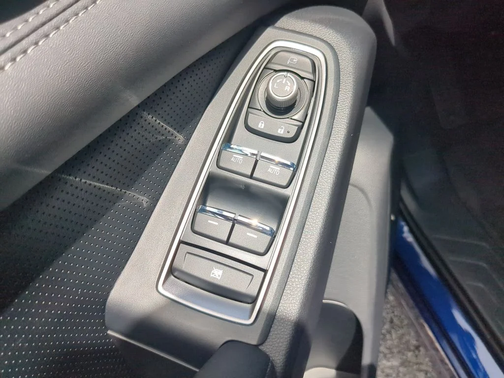 New 2026 SAPPHIRE BLUE PEARL Subaru Touring 7-Passenger image 18