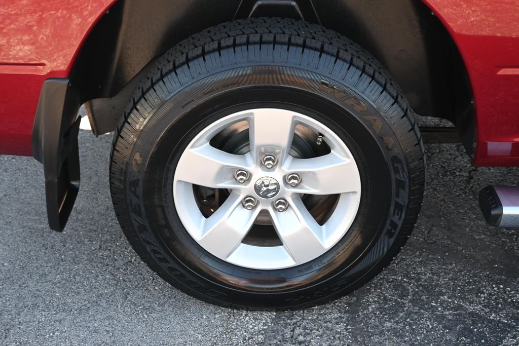 Used 2015 Deep Cherry Red Crystal Pearlcoat Ram Tradesman image 15