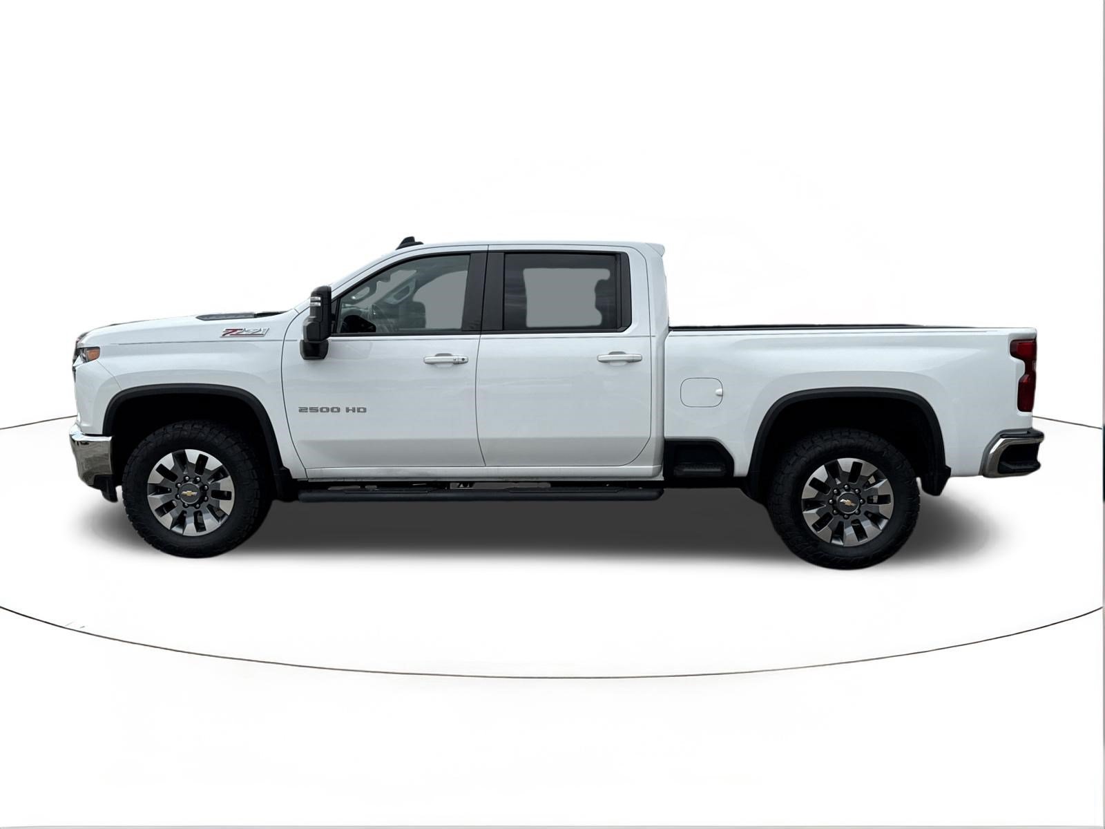 Used 2023 Summit White Chevrolet LT image 6