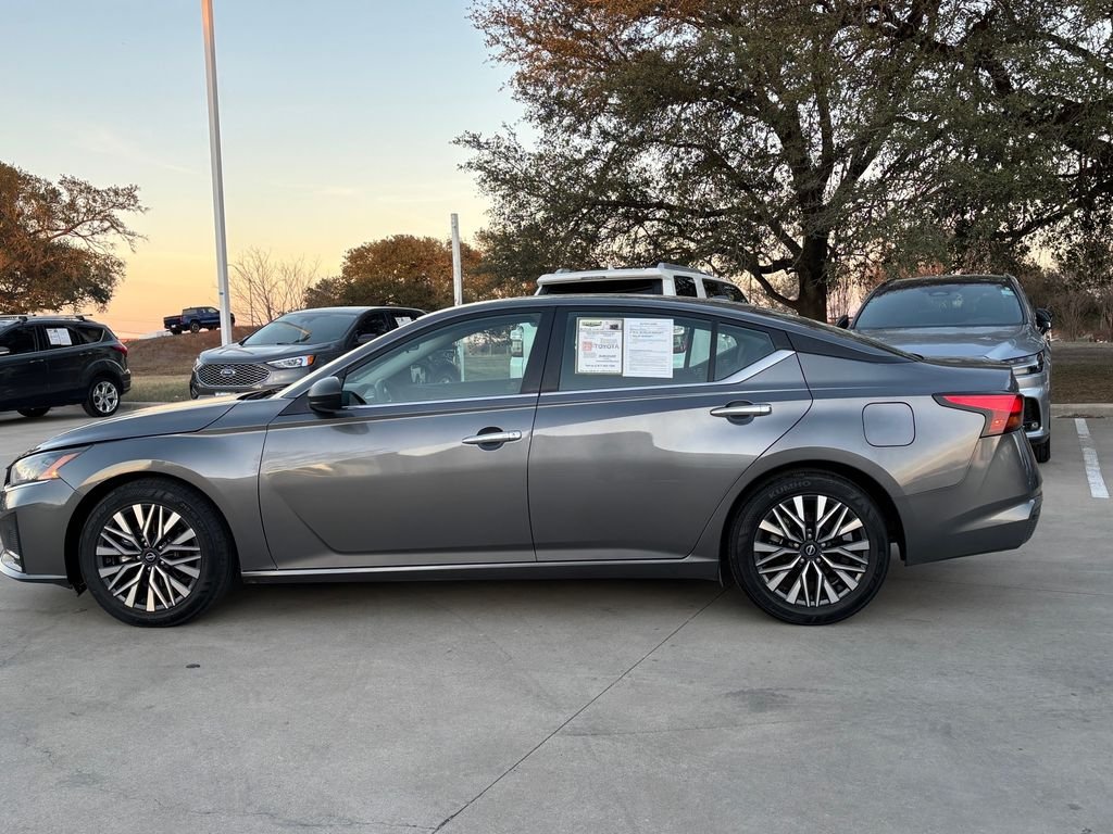 Used 2024 Nissan Altima SV with VIN 1N4BL4DV9RN314488 for sale in Bastrop, TX