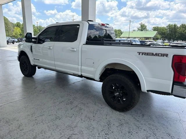 Used 2020 White Ford Lariat image 5