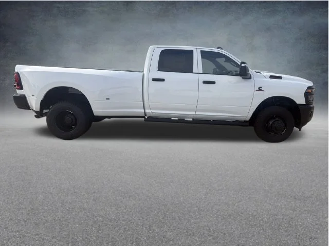 New 2027 Bright White Clear-Coat Exterior Paint RAM Tradesman image 8