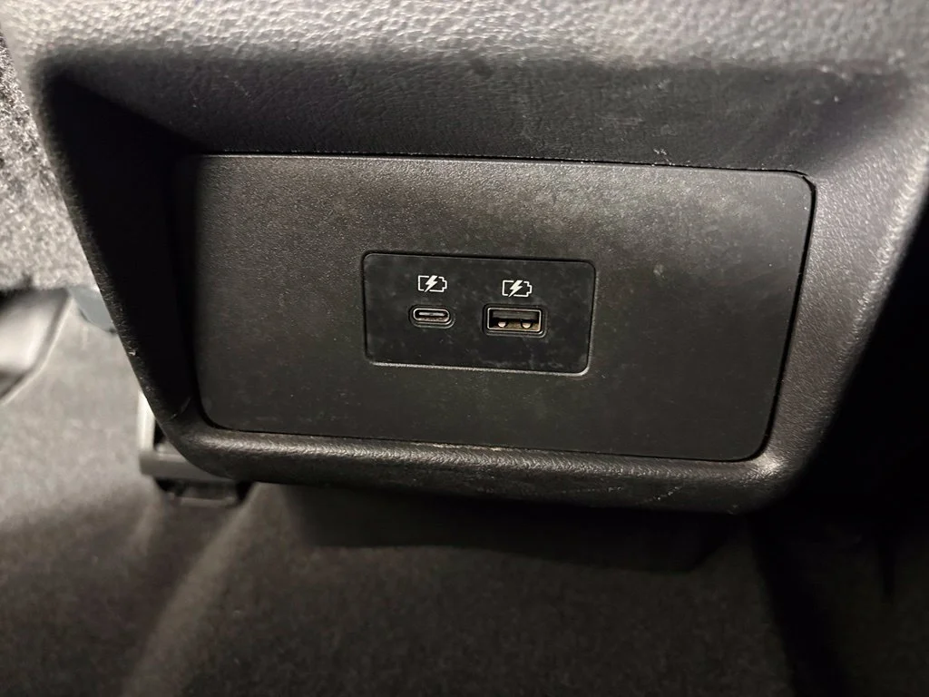Used 2022 Gray Nissan SV image 33