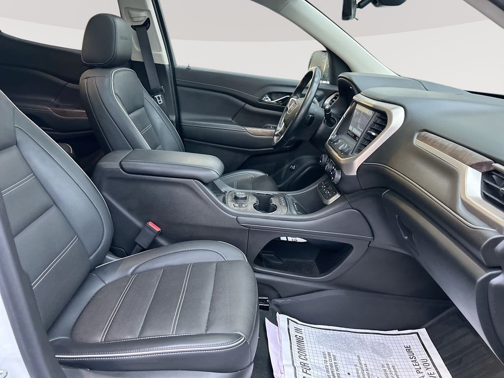 Used 2023 White GMC Denali image 31