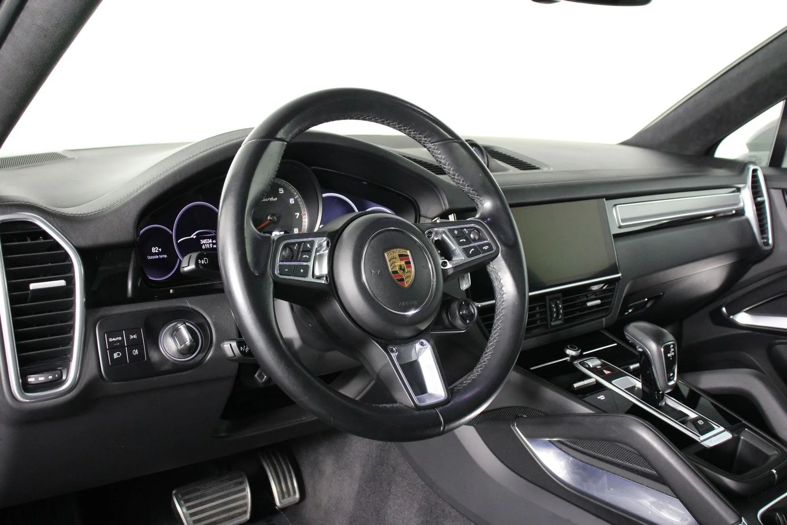 Used 2022 Chalk Porsche Turbo image 4