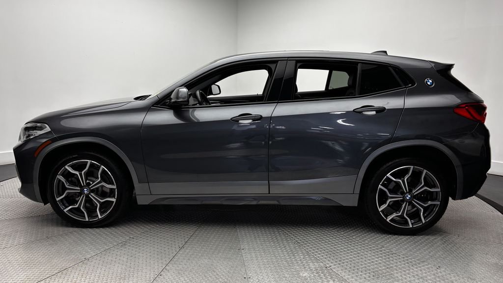Used 2019 Gray BMW xDrive28i image 4