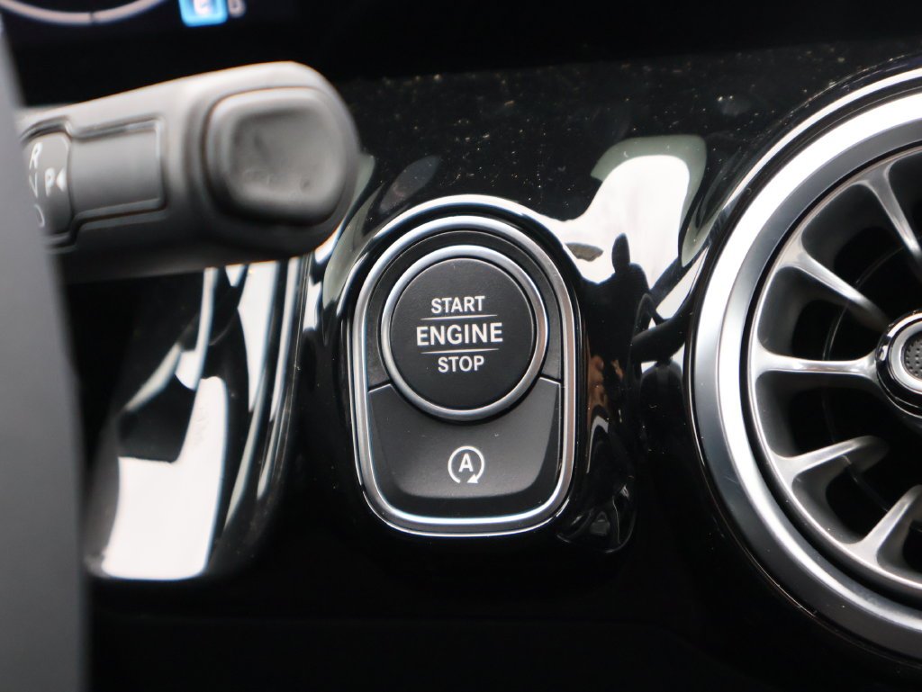 New 2026 Night Black Mercedes-Benz GLA 250 image 26