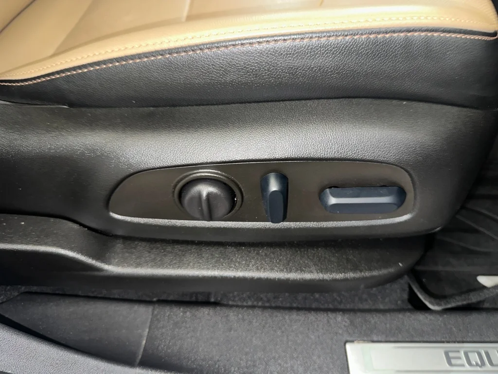 2023 Chevrolet Equinox Premier - Photo 34