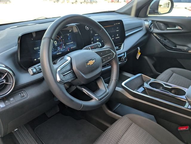 Used 2025 Green Chevrolet LT image 9