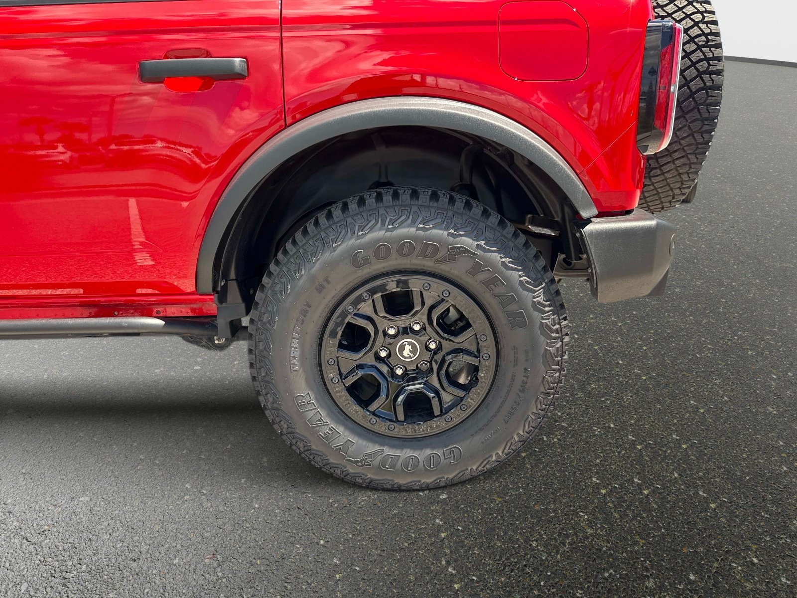 Used 2023 Race Red Ford Wildtrak image 11