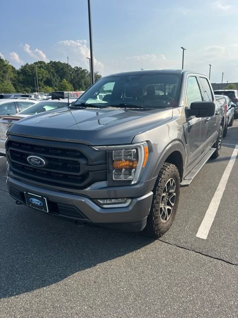 Used 2021 Gray Ford XLT image 1