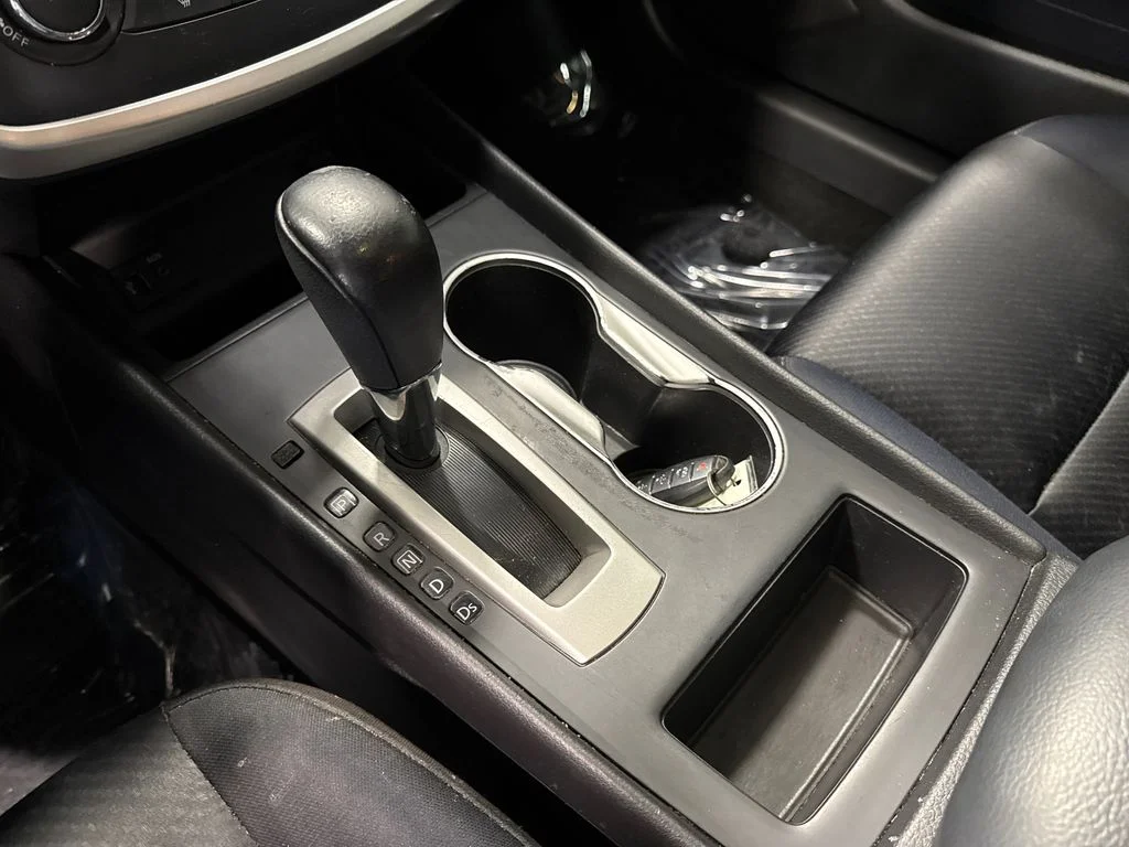 Used 2016 Gray Nissan 2.5 SR image 17