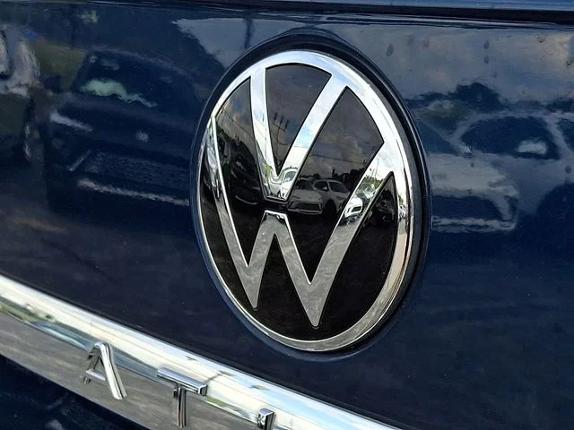 Certified Used 2021 Blue Volkswagen 3.6L V6 SEL R-Line image 32