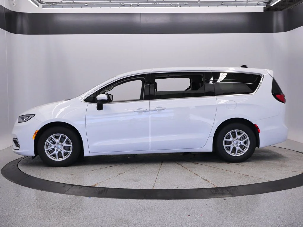 Certified 2023 Chrysler Pacifica Touring L with VIN 2C4RC1BG6PR624741 for sale in Coon Rapids, Minnesota