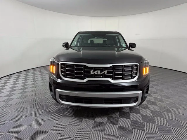 Used 2024 Black Kia SX image 2