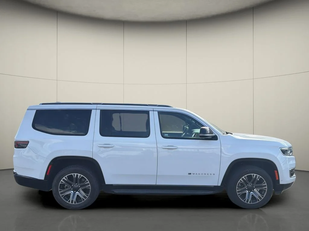 Used 2024 White Jeep Series II image 8
