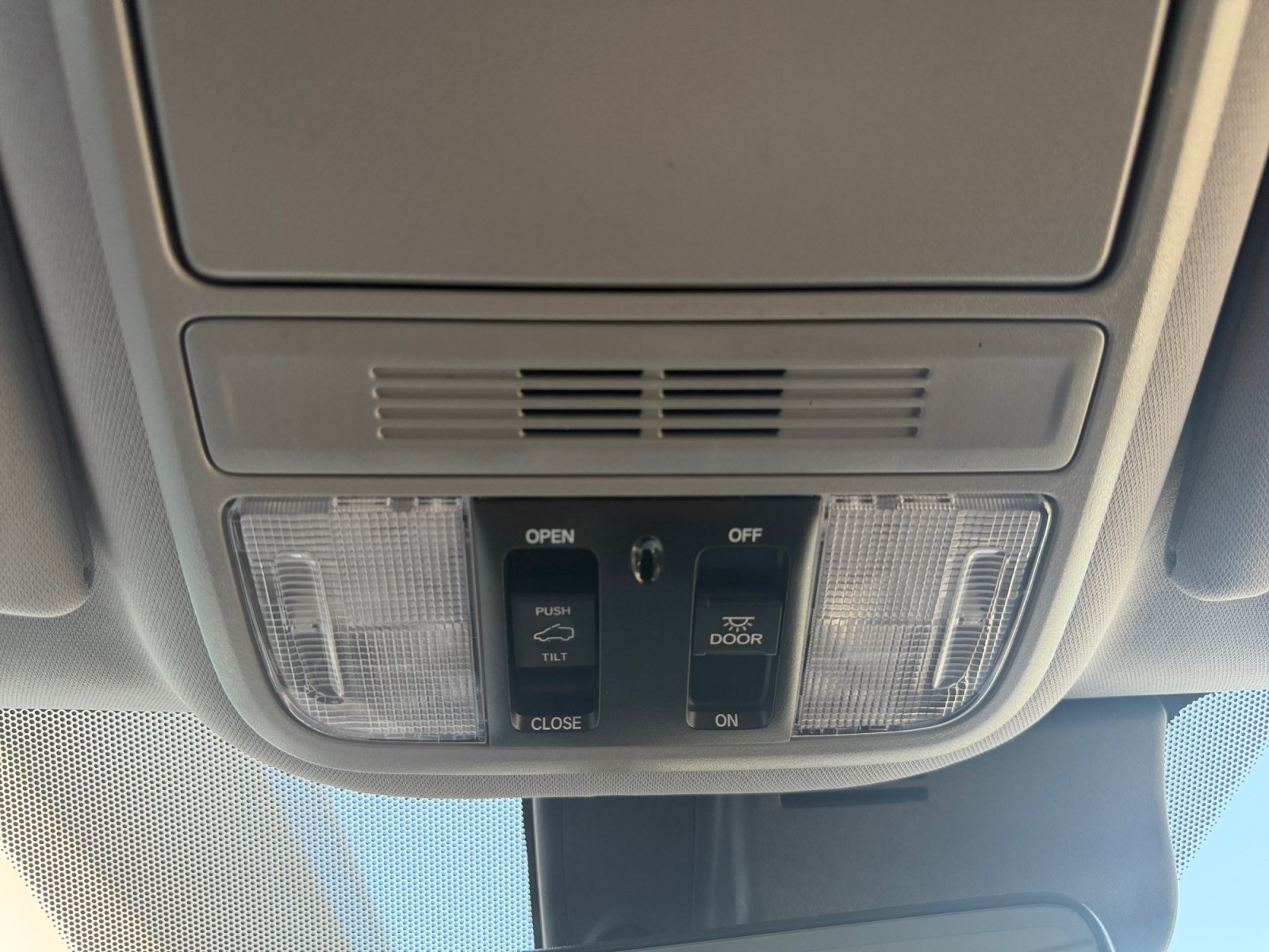 2021 Honda Pilot EX-L - Photo 27