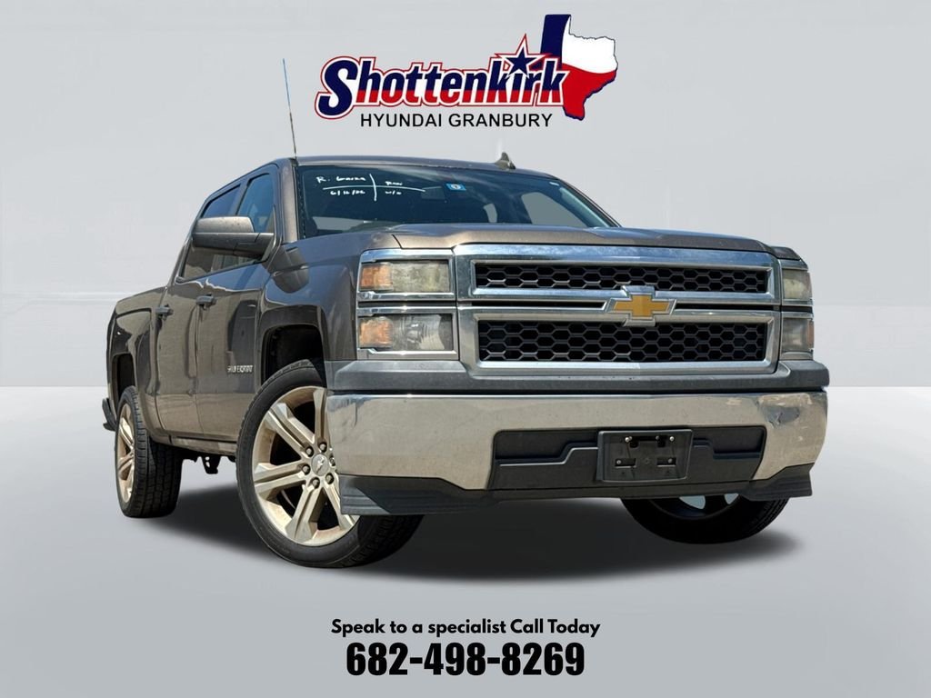 Used 2015 Brown Chevrolet LS image 1