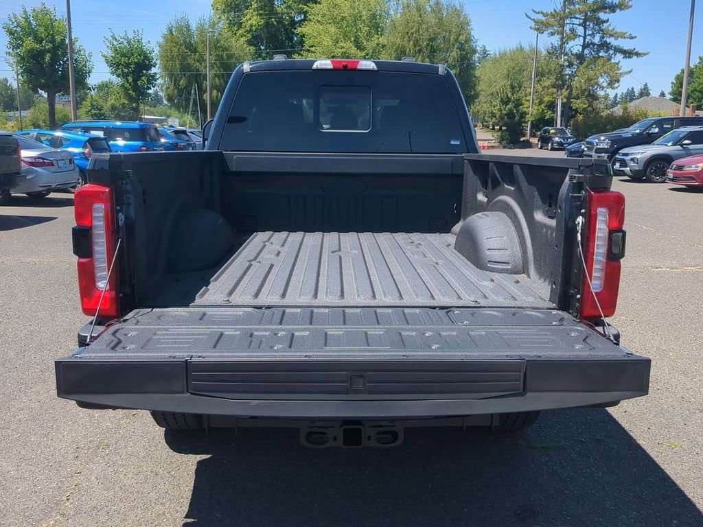 2025 Ford F-350 Super Duty XLT - Photo 58