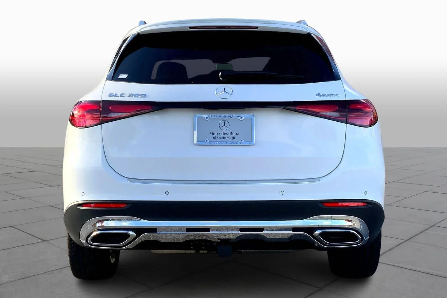 Certified Used 2026 Polar White Mercedes-Benz GLC 300 image 4