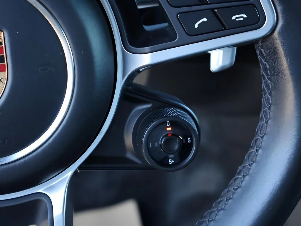 2023 Porsche Cayenne GTS - Photo 31