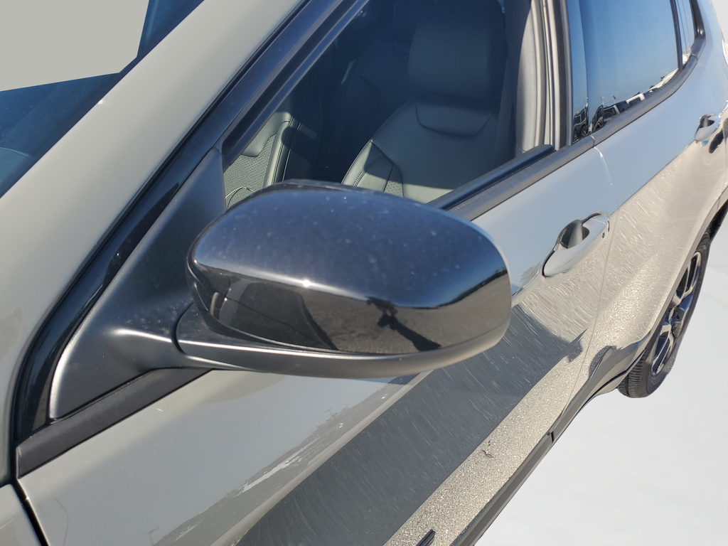 New 2026 Sting-Gray Clearcoat Jeep Latitude image 11