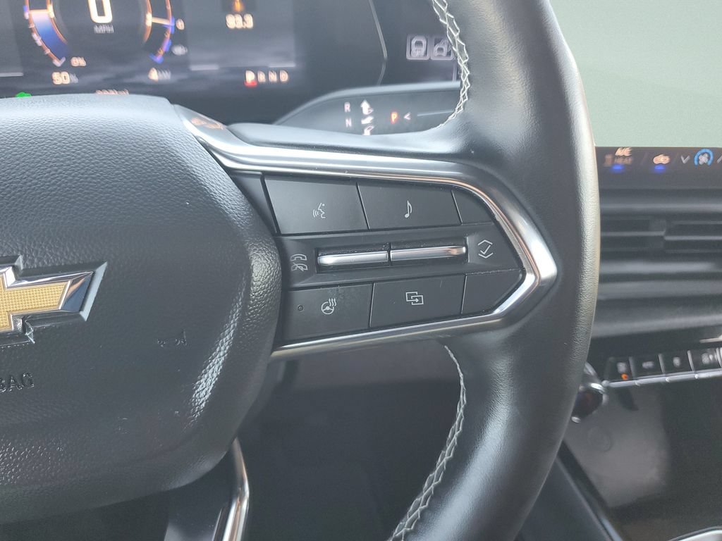 Used 2026 Blue Smoke Metallic Chevrolet LT - Standard Range image 30