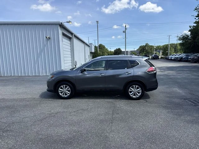 Used 2016 Gray Nissan SV image 8
