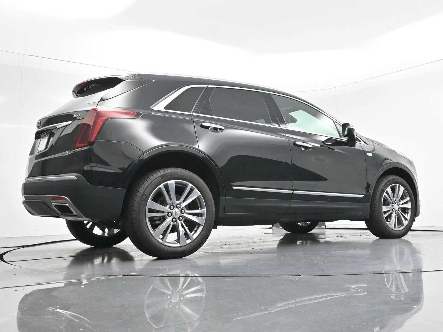 Used 2025 Stellar Black Metallic Cadillac Premium Luxury image 52
